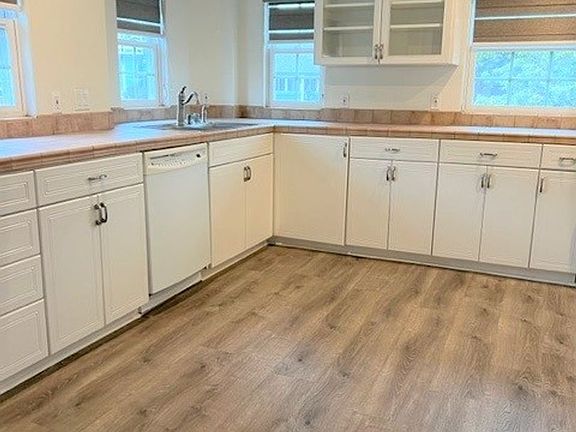 2nd image of 355 Carlsbad Village Dr
