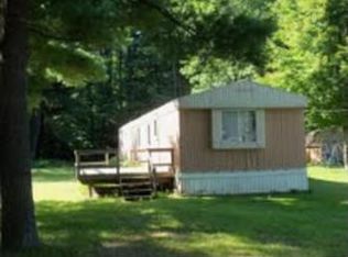 973 W Genesee Rd, Sanford, MI 48657