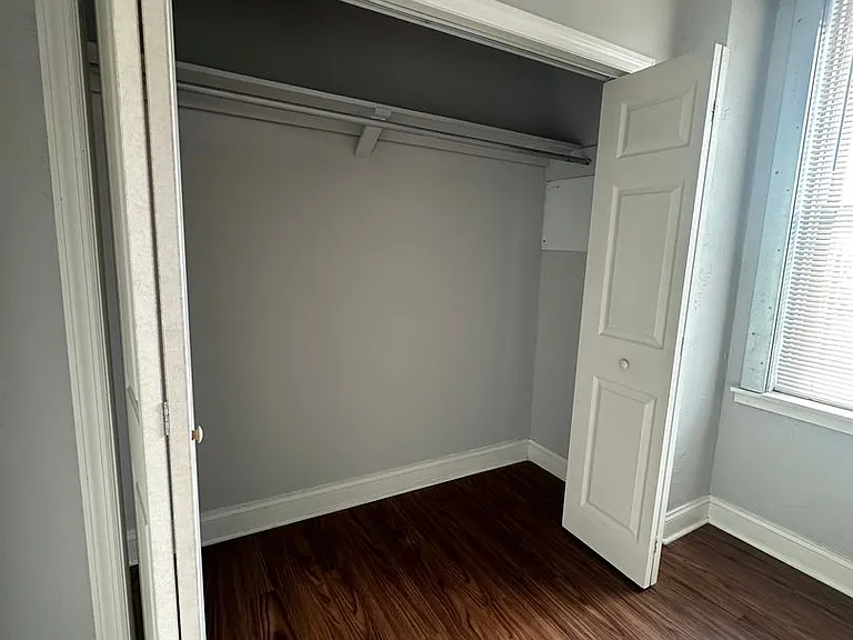 1021 East Carson Street — Photo 16