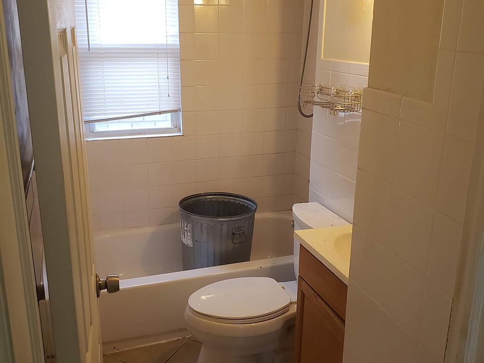 2nd Unit Bathroom