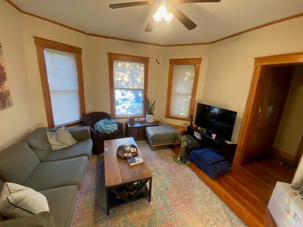 28 Walden St #1, Cambridge, MA 02140