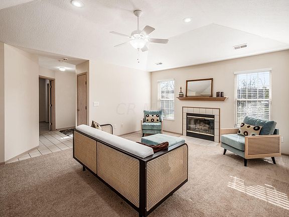 5th image of 3181 Pine Manor Blvd