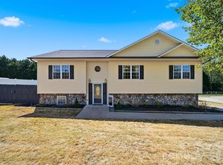 696 Pine Mountain Rd, Hudson, NC 28638