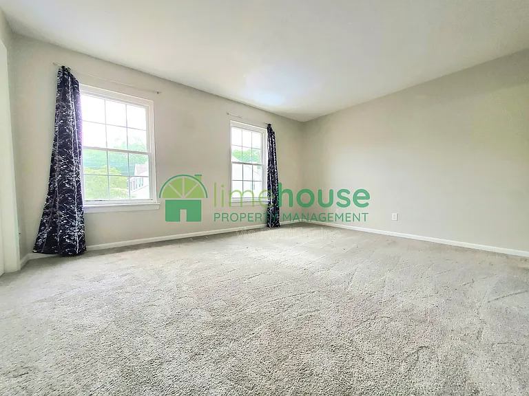4942 April Ave — Photo 12