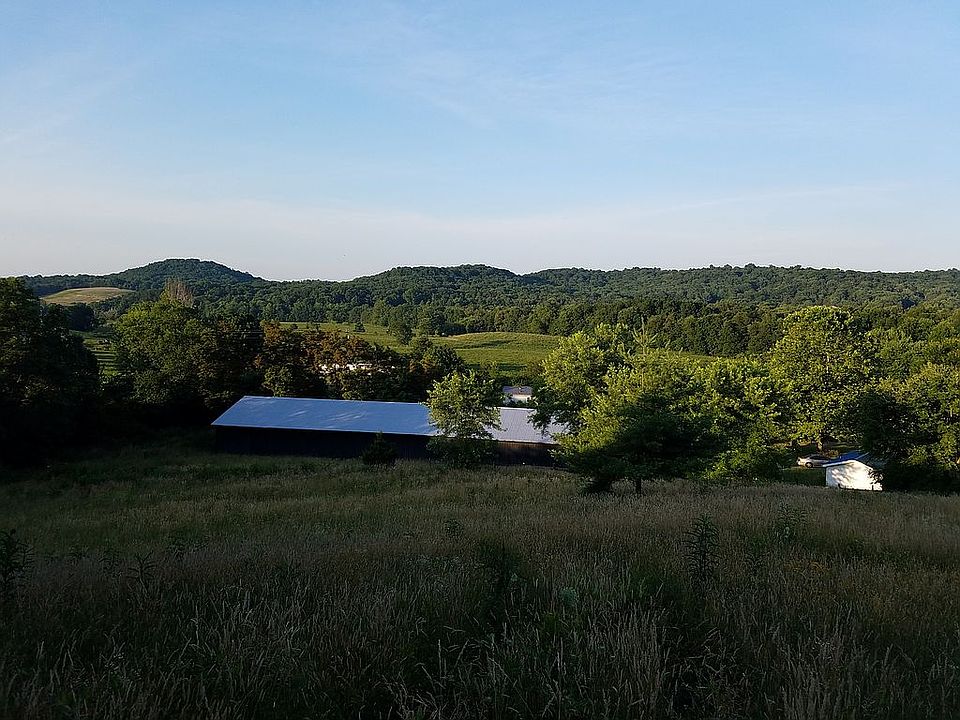 1st image of 414 Copper Creek Rd