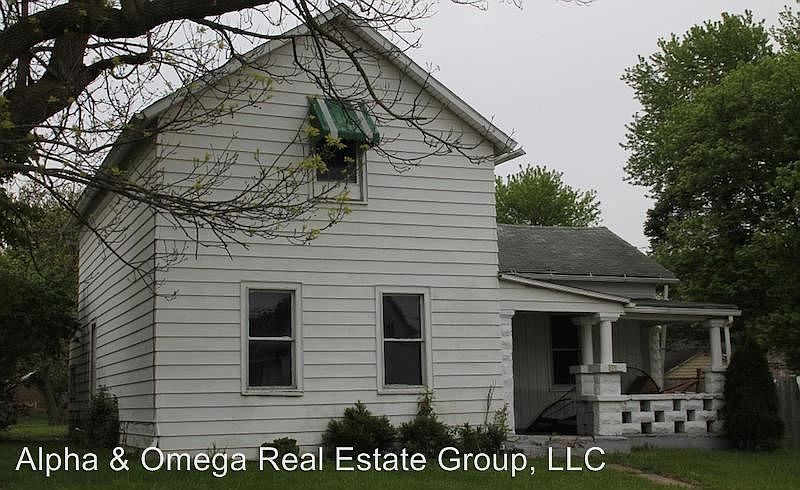 1st image of 376 Newman St