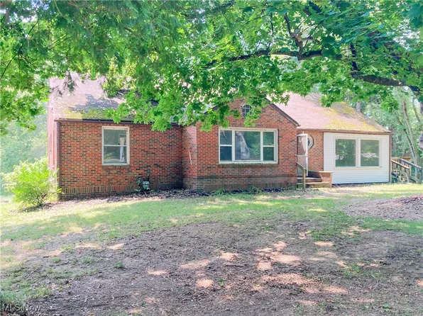 2928 Hickory St, Clinton, OH 44216