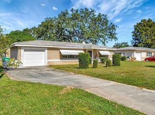 5911 49th Ave N, Kenneth City, FL 33709