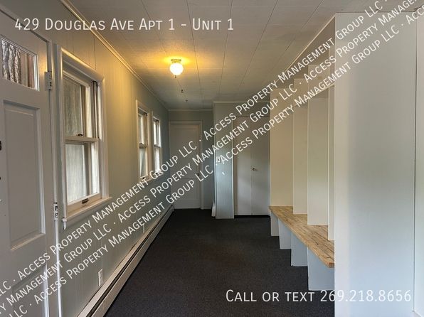 429 Douglas Ave APT 1