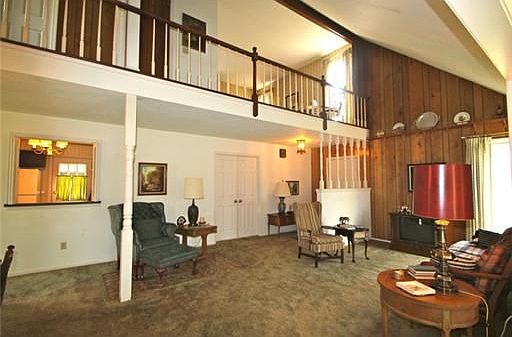 2nd image of 17565 Eldorado Ln