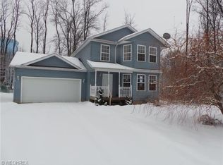 2912 Pepper Hill Cir, Akron, OH