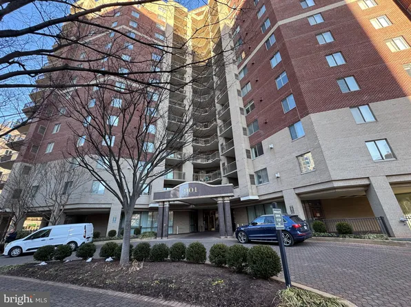 901 N Monroe St APT 1107, Arlington, VA 22201