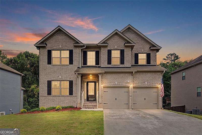 1st image of 464 Silver Oak Dr