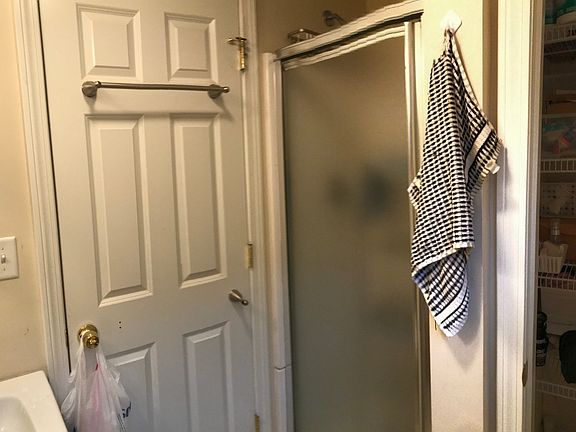 3rd image of 1 Union St APT 3