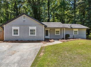 9363 Forest Knoll Dr, Jonesboro, GA