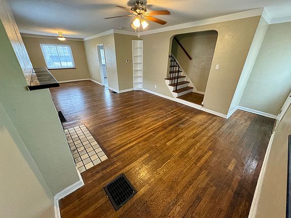 4th image of 1684-1690 Northwest Blvd #1690NW