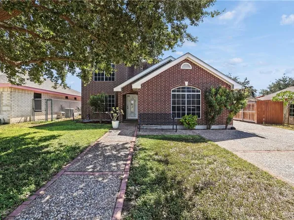826 N 7th St, Alamo, TX 78516
