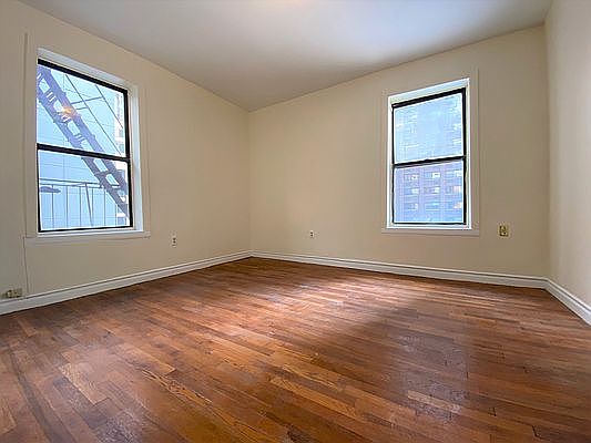 2nd image of 427 E 89th St #3J