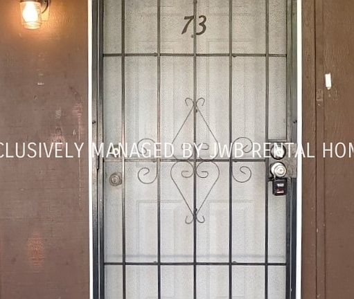 3rd image of 7201 Arlington Expy APT 73