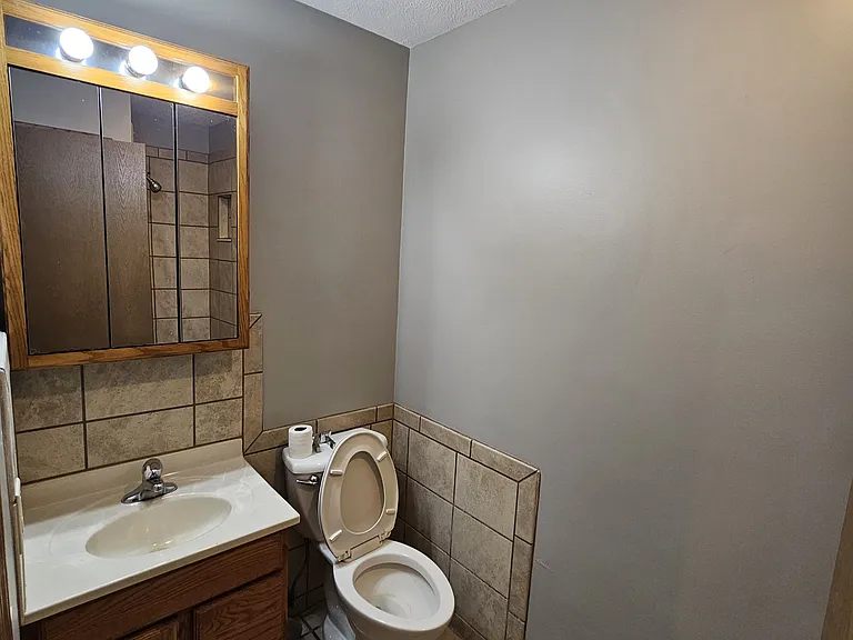 Bathroom 2 (Shower not photographed)