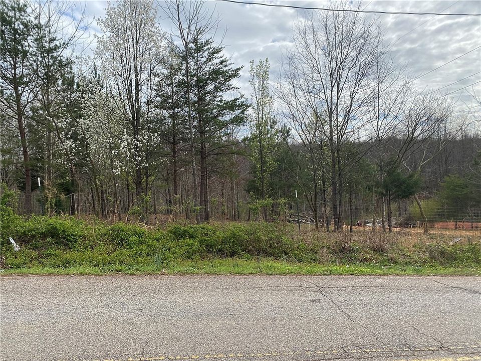 2nd image of 162 Camden Dr