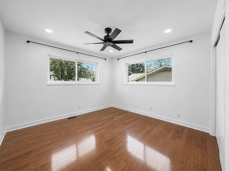 2243 N Hummingbird Ln — Photo 18
