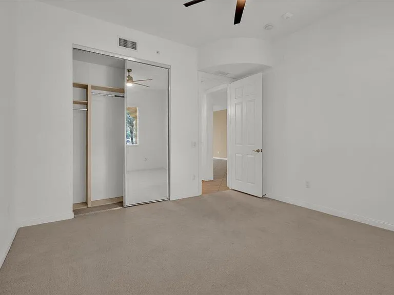 5 Harbour Isle Dr E #103 — Photo 24
