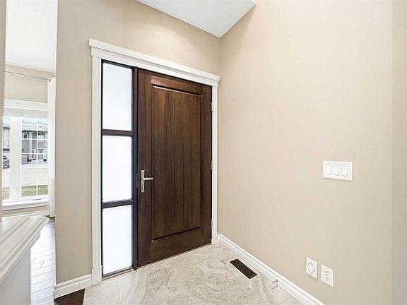 5th image of 244 W Cove Rd
