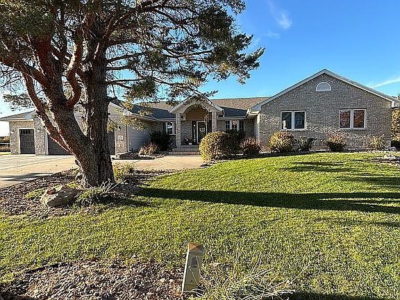 3rd image of 30 Ponderosa Dr