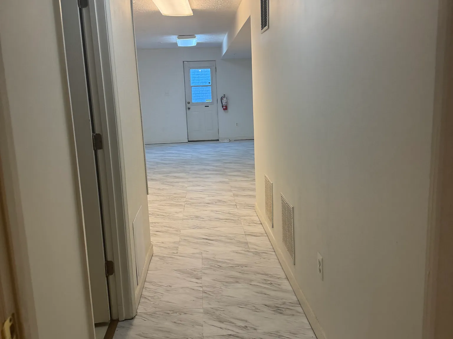 1 bed, $1,350 — Photo 4