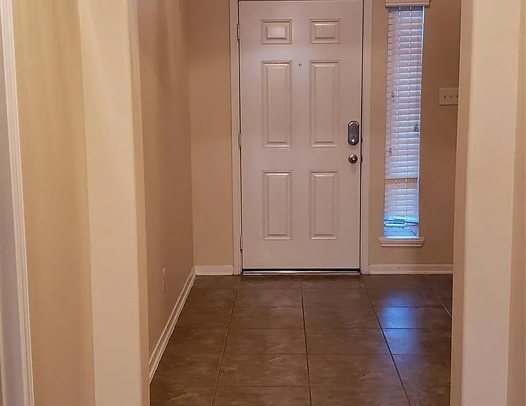 9923 Yearling Pl — Photo 32