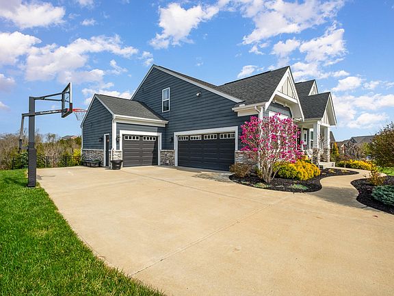 3rd image of 7838 Promontory Dr