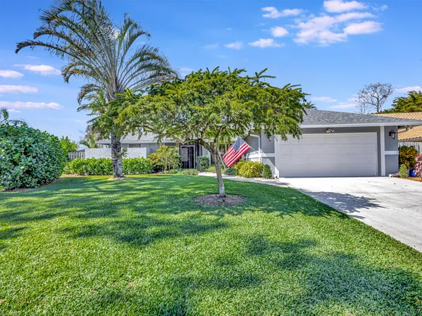 926 Cosmos Court, Wellington, FL 33414