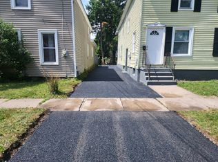 8 Westmoreland St #1, Whitesboro, NY 13492