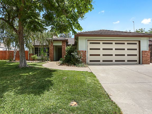 2nd image of 125 Sparrow Dr