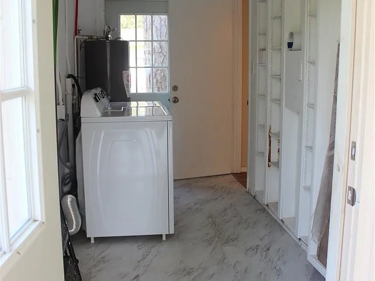 3330 NW 29th Ave — Photo 11