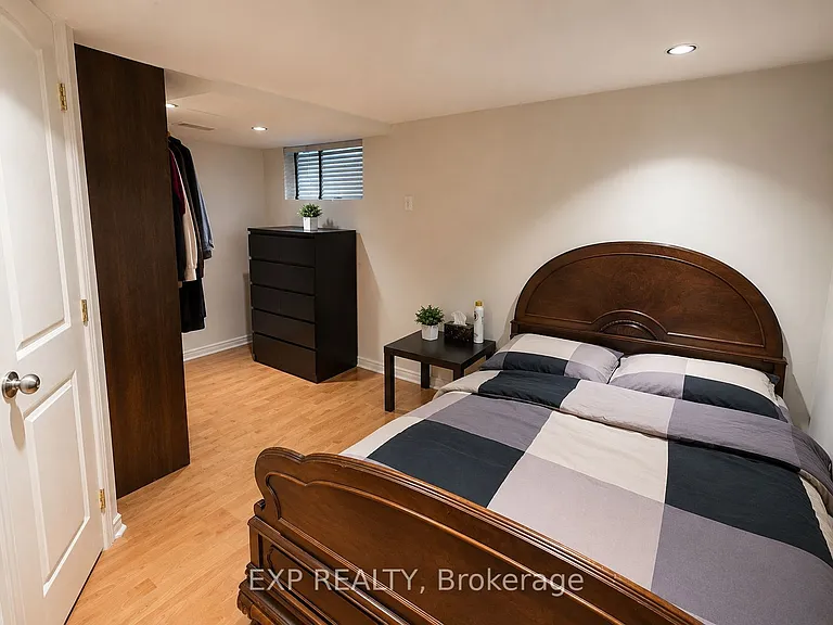 12 Somerset St W #1 — Photo 18
