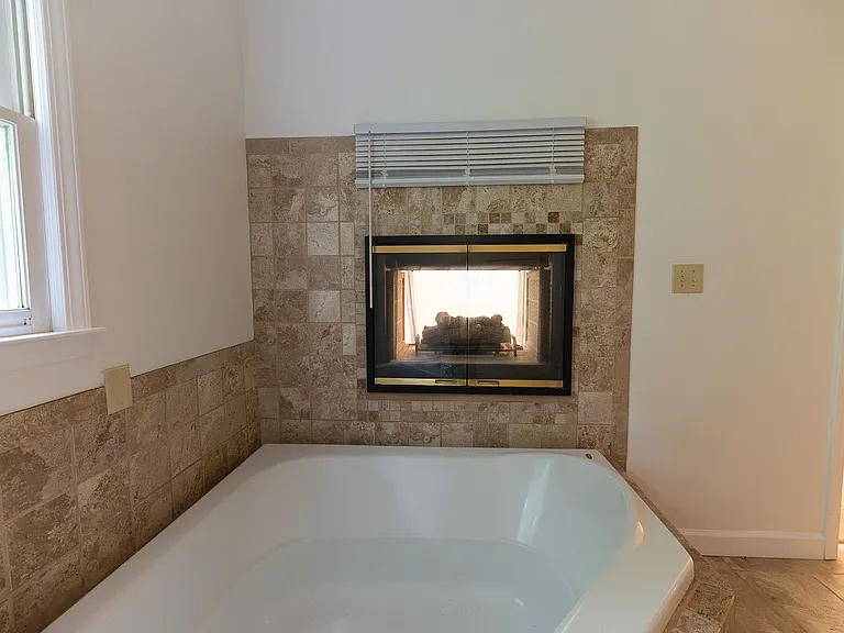 4916 Gold Crest Dr — Photo 23