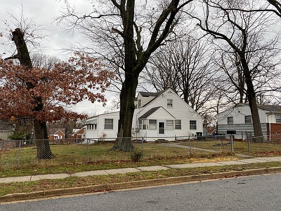 3rd image of 6600 Foster St