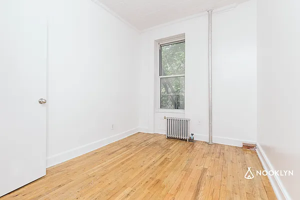 Rented by Nooklyn NYC LLC | media 22