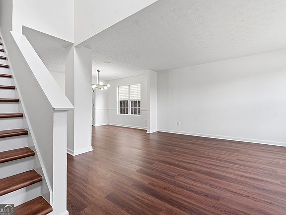 5th image of 1790 New Orleans Way