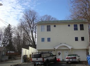 33 Munchausen Ave, Bristol, CT 06010