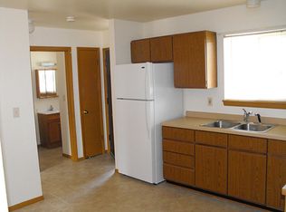 633 E Monroe Ave, Hartford, WI 53027