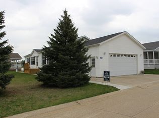 2715 Sandbar Ct, Lapeer, MI