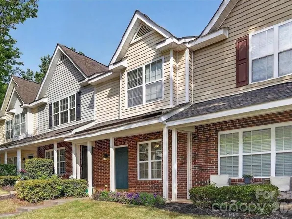 17035 Turning Stick Ct, Charlotte, NC 28213