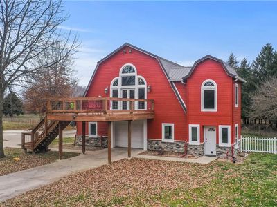 850 N Stillhouse Rd, Oak Grove, MO, 64075