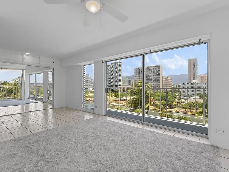 2115 Ala Wai Blvd #804 — Photo 16