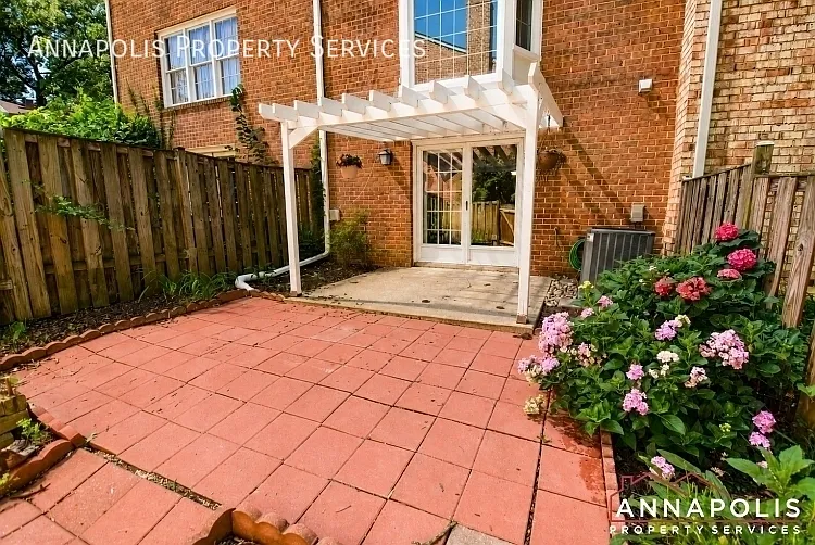 1650 Albermarle Dr — Photo 24
