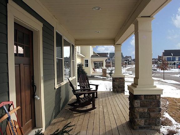 Great amenities! You must see this one!