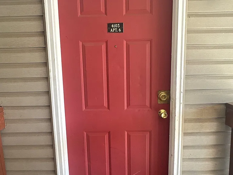 4103 Blue Lick Ct #6 — Photo 3